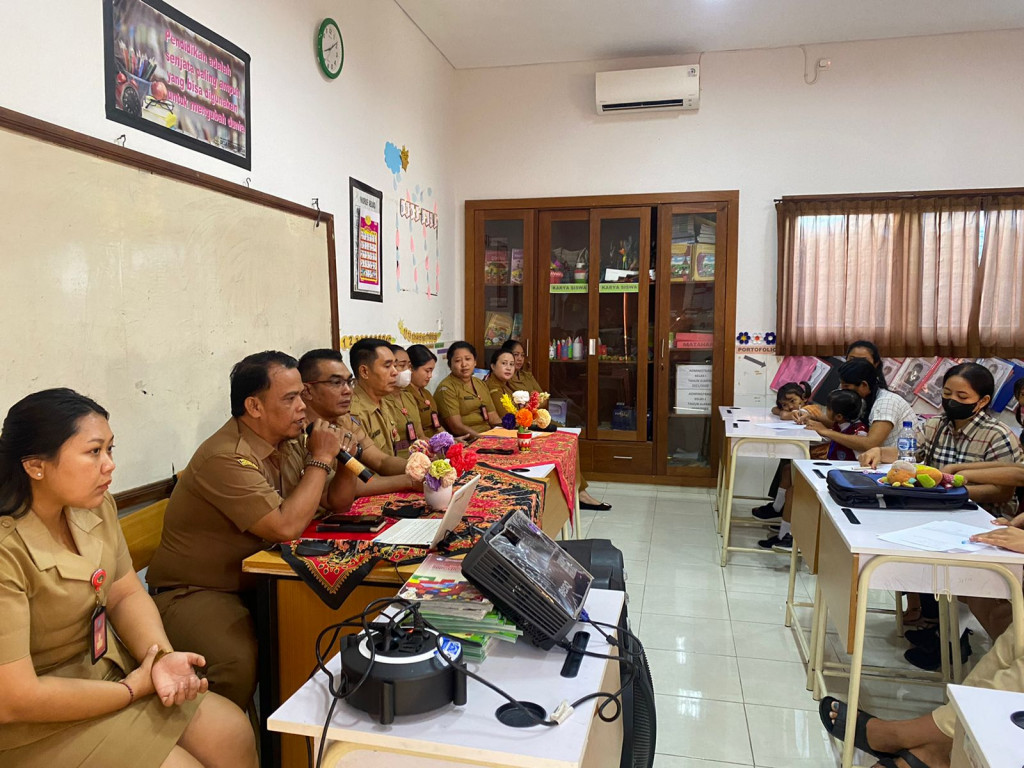 Penerimaan Siswa baru di TK dan SD No. 1 Tumbak Bayuh